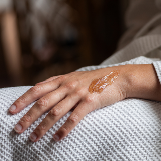 Walnut Shell Revitalising Face Scrub