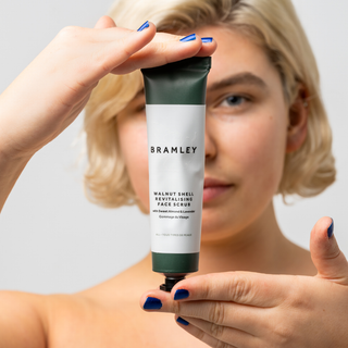 Walnut Shell Revitalising Face Scrub