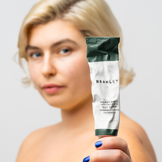Walnut Shell Revitalising Face Scrub
