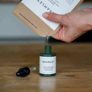 Apple Peel Aha Facial Exfoliator Compostable Refill Pouch 30ml